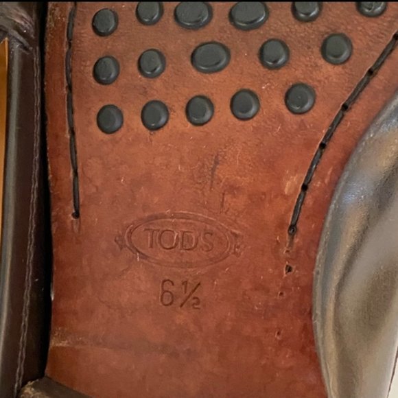Tod's Iconic Brown Loafers Size 6.5 - Picture 6 of 6